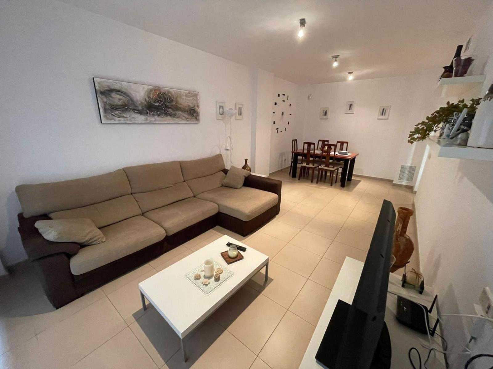 Apartament 70m2 2bedrooms 25m2terrace, 4pools, 3min *